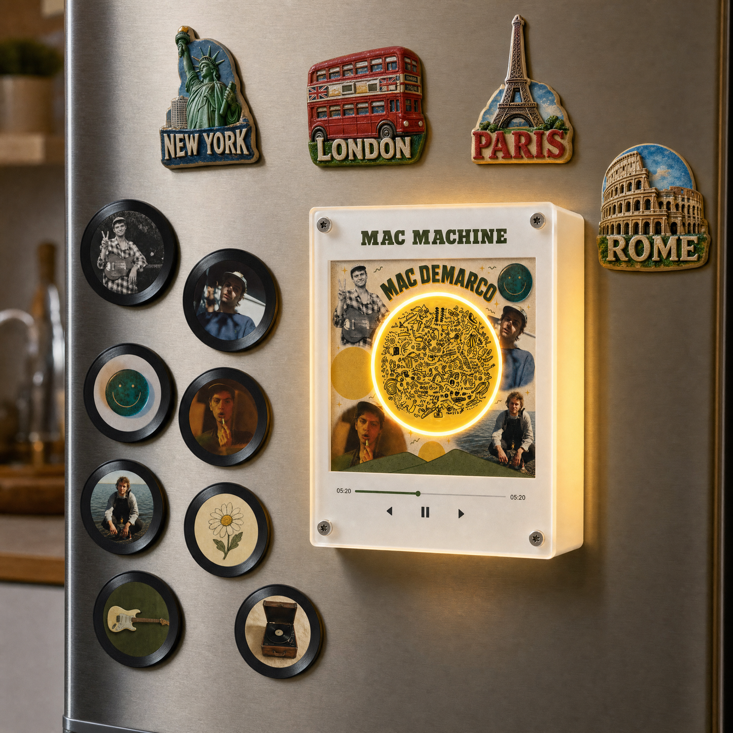 MacMachine Vinyl Frame